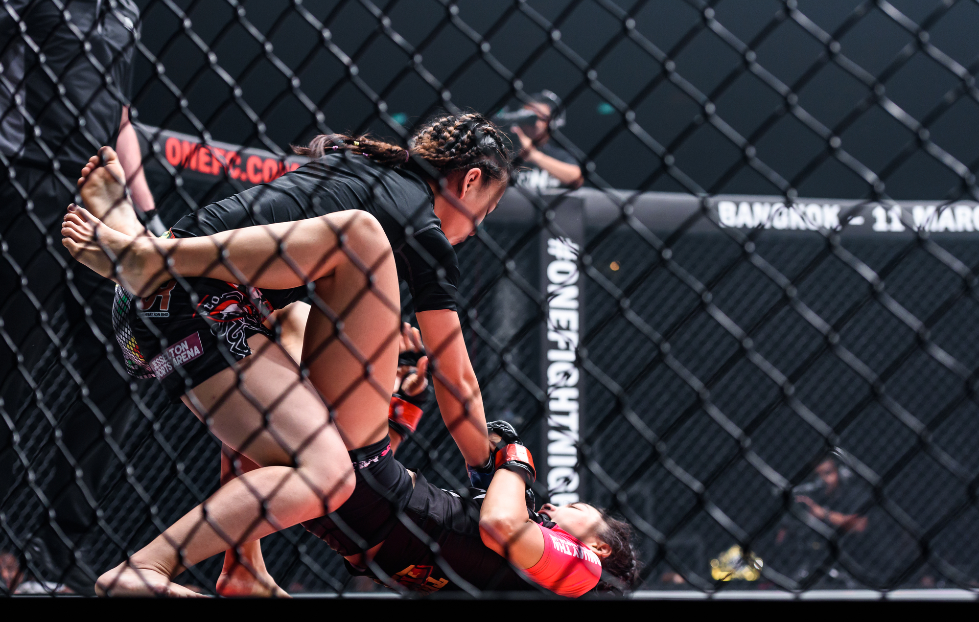 UFC – drsná zábava na pomezí sportu a boje foto č.1