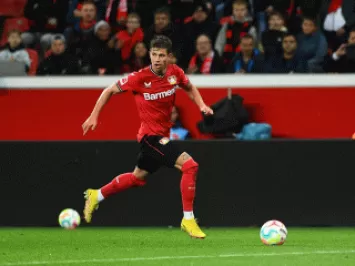 Jak si vede Adam Hložek v Bayeru Leverkusen?