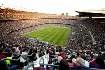 Rekonstrukce legendárního fotbalového svatostánku FC Barcelona Camp Nou je v plném proudu