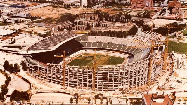 Camp Nou, přestavba před MS 1982 - Foto: Twitter